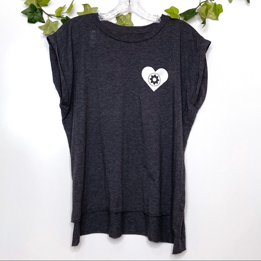 Club Pilates Gray Cuffed Cap Sleeve Tee Shirt